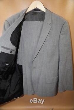 #137 Hugo Boss Super 110's Huge4/Genius3 Suit Size 40 R SLIM FIT