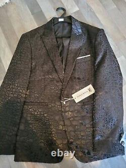 2 piece suit men slim fit Blazer 32 US / CN Large Pants Large 30inc Waist/