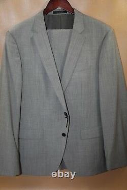#226 HUGO BOSS Huge4/Genius3 Light Gray Suit Size 44 R SLIM FIT