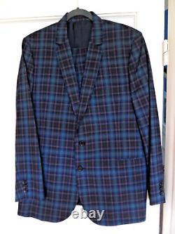 BN Paul Smith wool check slim fit suit. 46 chest. 34 waist. Wonderful quality