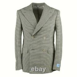 Belvest Extra-Slim Fit Lightweight Seersucker Wool Double-Breasted Suit 44R