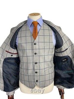 Gianni Feraud 3 Piece Wedding Suit 40R / 34x32 Grey Check Summer Slim Fit