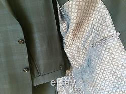 Giorgio Armani Super 130's Virgin Wool 42R Men's Slim Fit suit, new