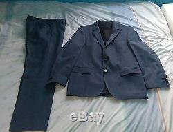 Hugo Boss Huge/Genius Blue Suit. Slim fit. Jacket US 38R only worn once