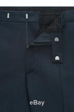 Hugo Boss Men's'Arti/Hesten' Dark Blue Extra Slim Fit Virgin Wool Suit 42R
