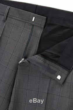 Hugo Boss Men's'Huge/Genius' Grey Slim Fit Virgin Wool Windowpane Suit, 44R