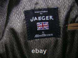 Jaegar Mens Slim Fit Suit with 2 pairs of trousers All new