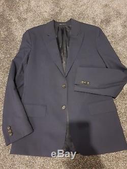 Louis Vuitton Mens slim fit suit 38R Marine in Immaculate Condition 100% Wool
