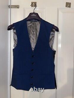 MENS NEXT SUIT, SLIM FIT 34R, NET TAILORING, WORE ONCE, 10/10 Condition