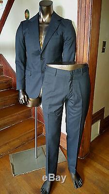PRADA Made in Italy slim fit SUIT Size 38